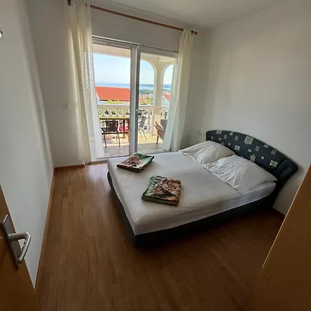 Julian & Juliana Apartment Krk Town