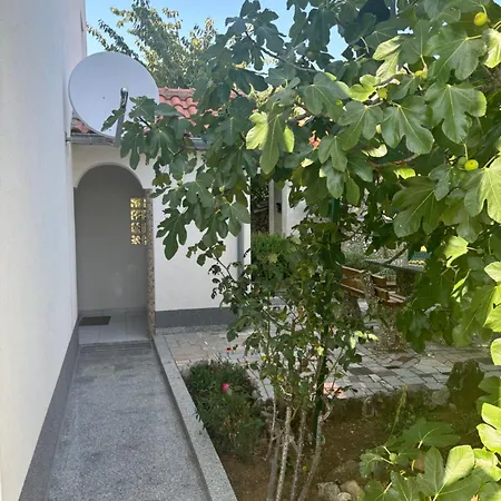 Julian & Juliana Krk Town