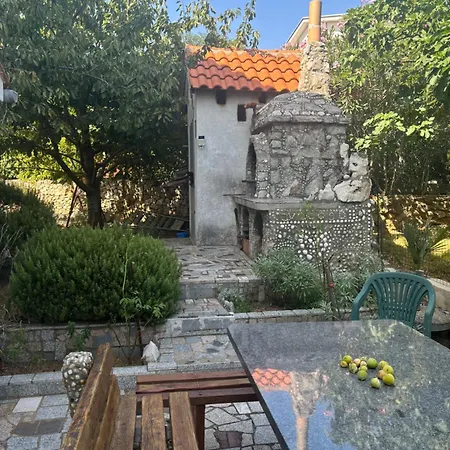 Julian & Juliana Apartament *